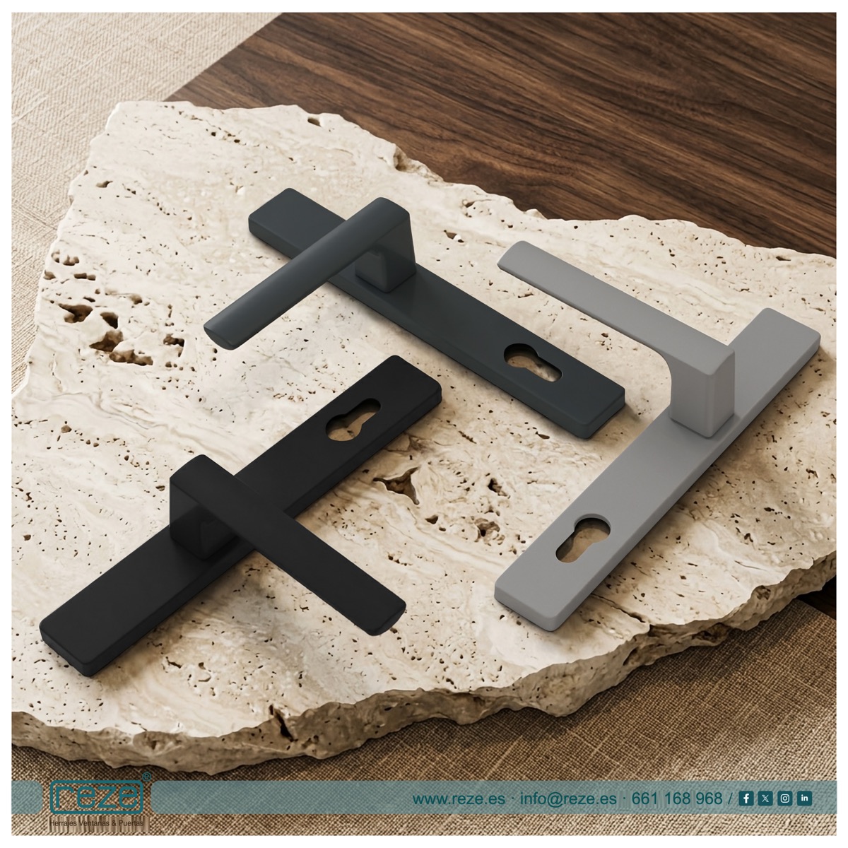 Colección REZE de manillas con placa para puertas